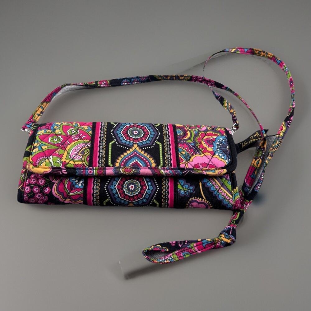 Vera Bradley Purse Bag Magnetic Crossbody Wallet Symphony in Hue Clutch Triple